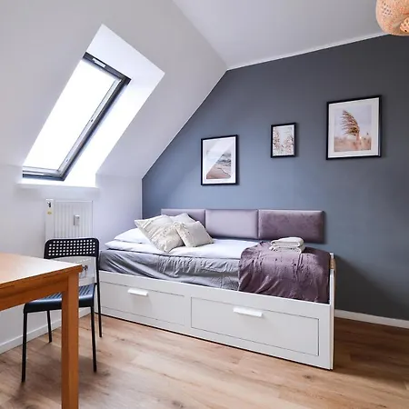 Citystay Brzezno 3 Min Do Plazy شقة